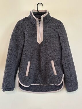 Abercrombie & Fitch Gray Sherpa Half-Zip Pullover with Tan Trim Women’s Smal